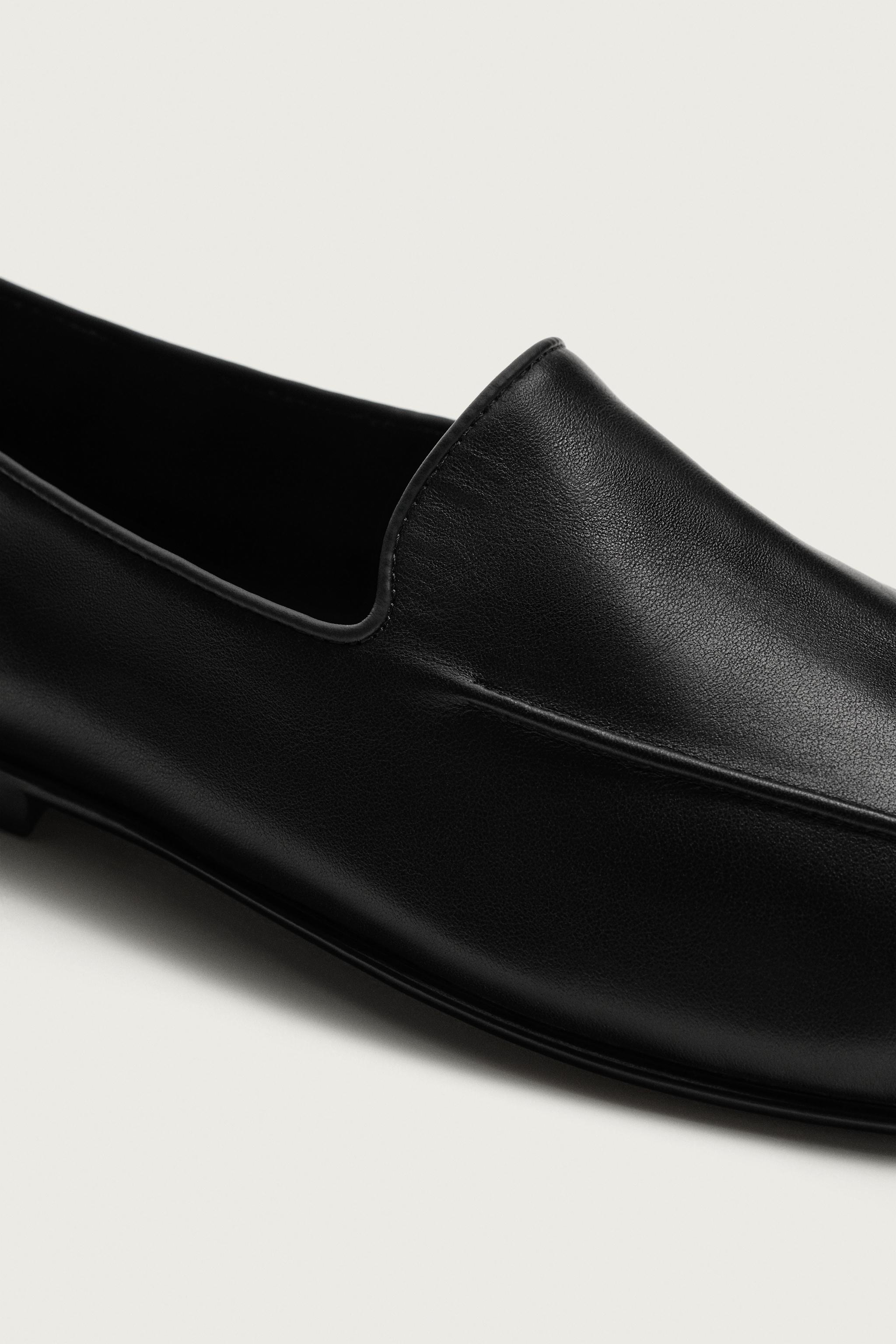 LEATHER LOAFERS