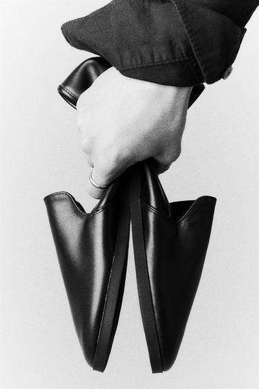 КОЖАНЫЕ ЛОФЕРЫ — Черный от Zara