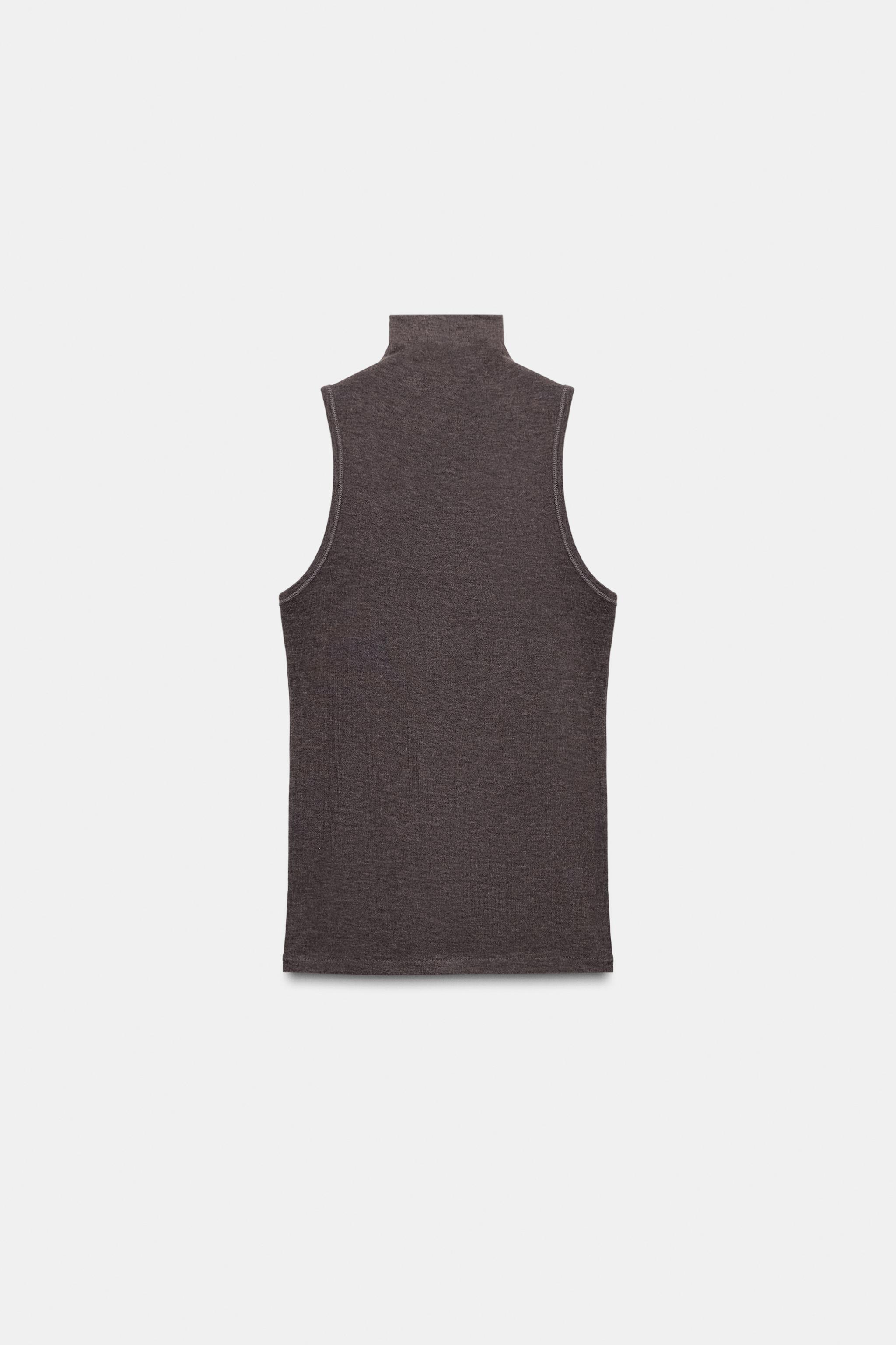 MOCK NECK SLEEVELESS TOP