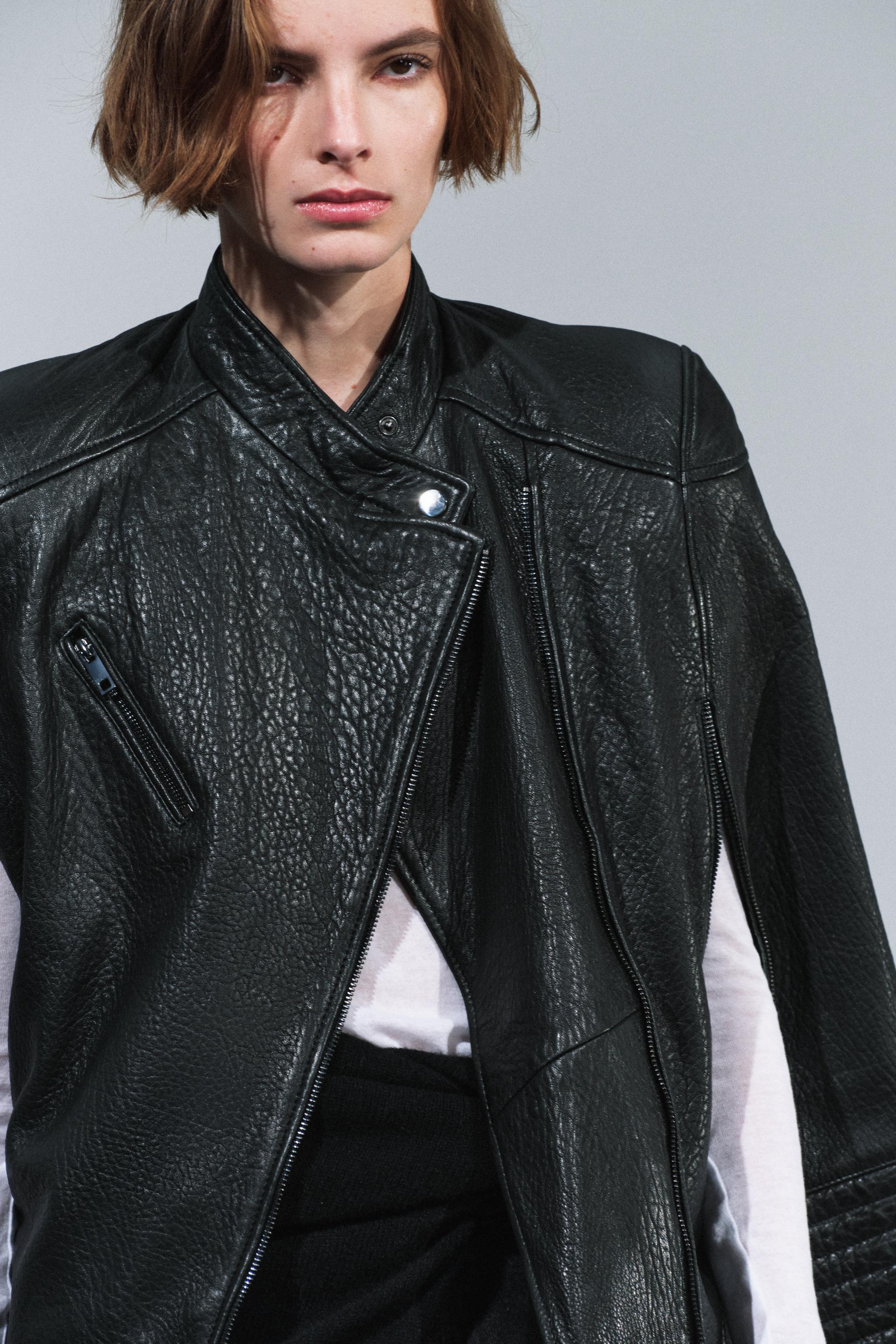 ZW COLLECTION 100% LEATHER BIKER CAPE