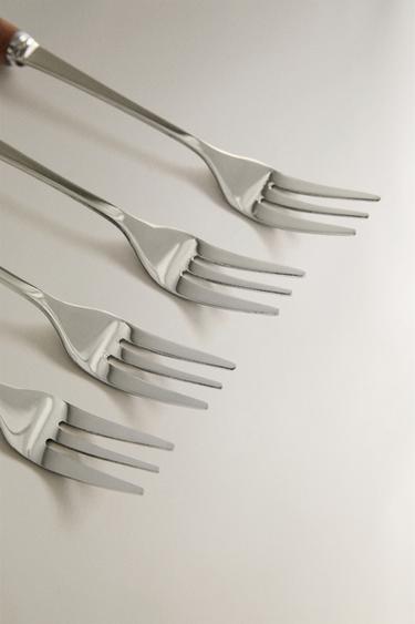 PACK OF WOODEN DESSERT FORKS (PACK OF 4) - Light beige by Zara - Image 1