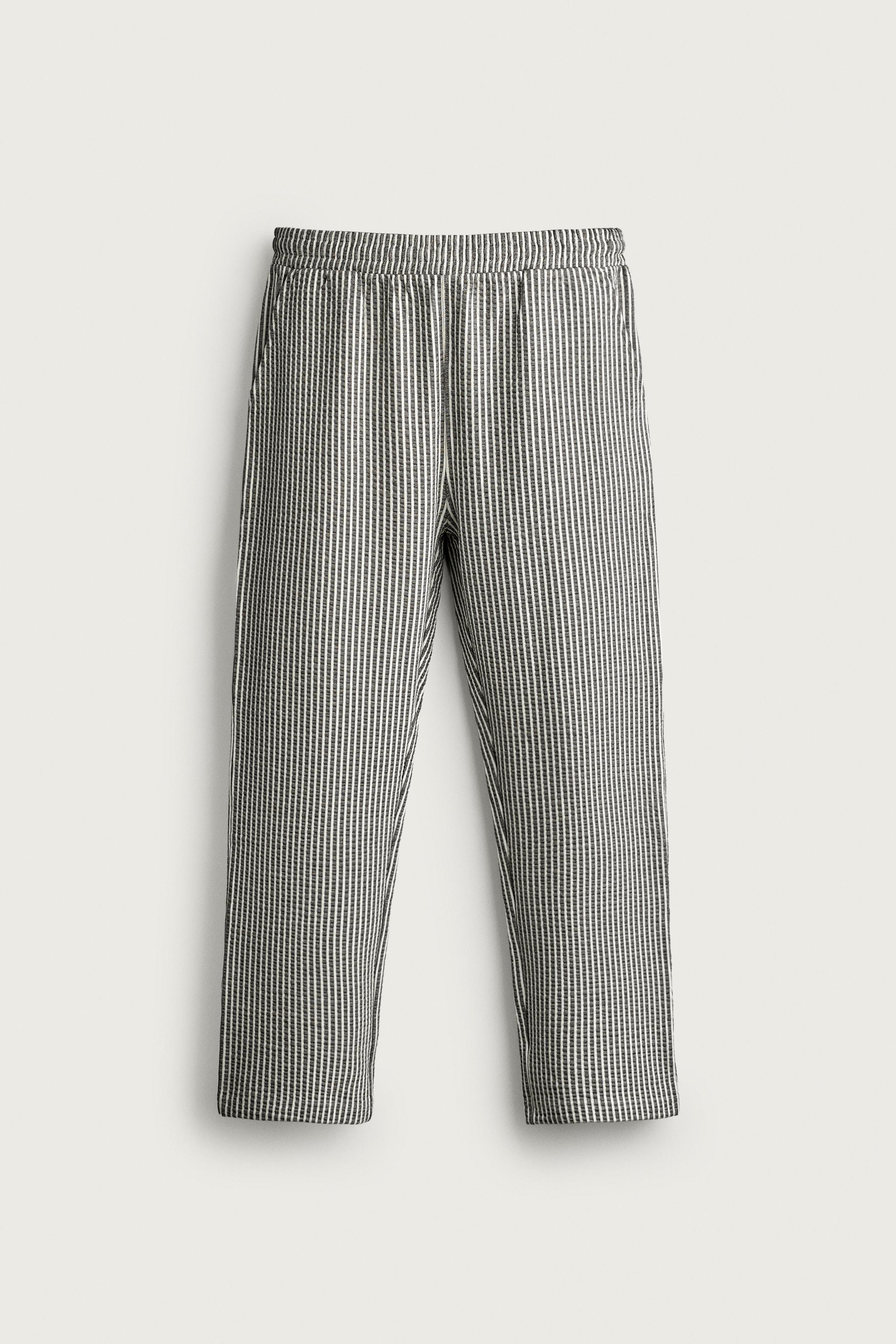 CONTRAST SEERSUCKER RELAXED FIT PANTS — Ecru / Navy