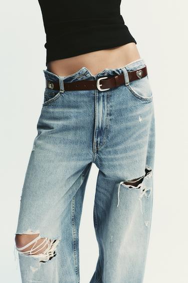حزام جلدي بأشواك معدنية قلوب - أحمر داكن by Zara - Image 0