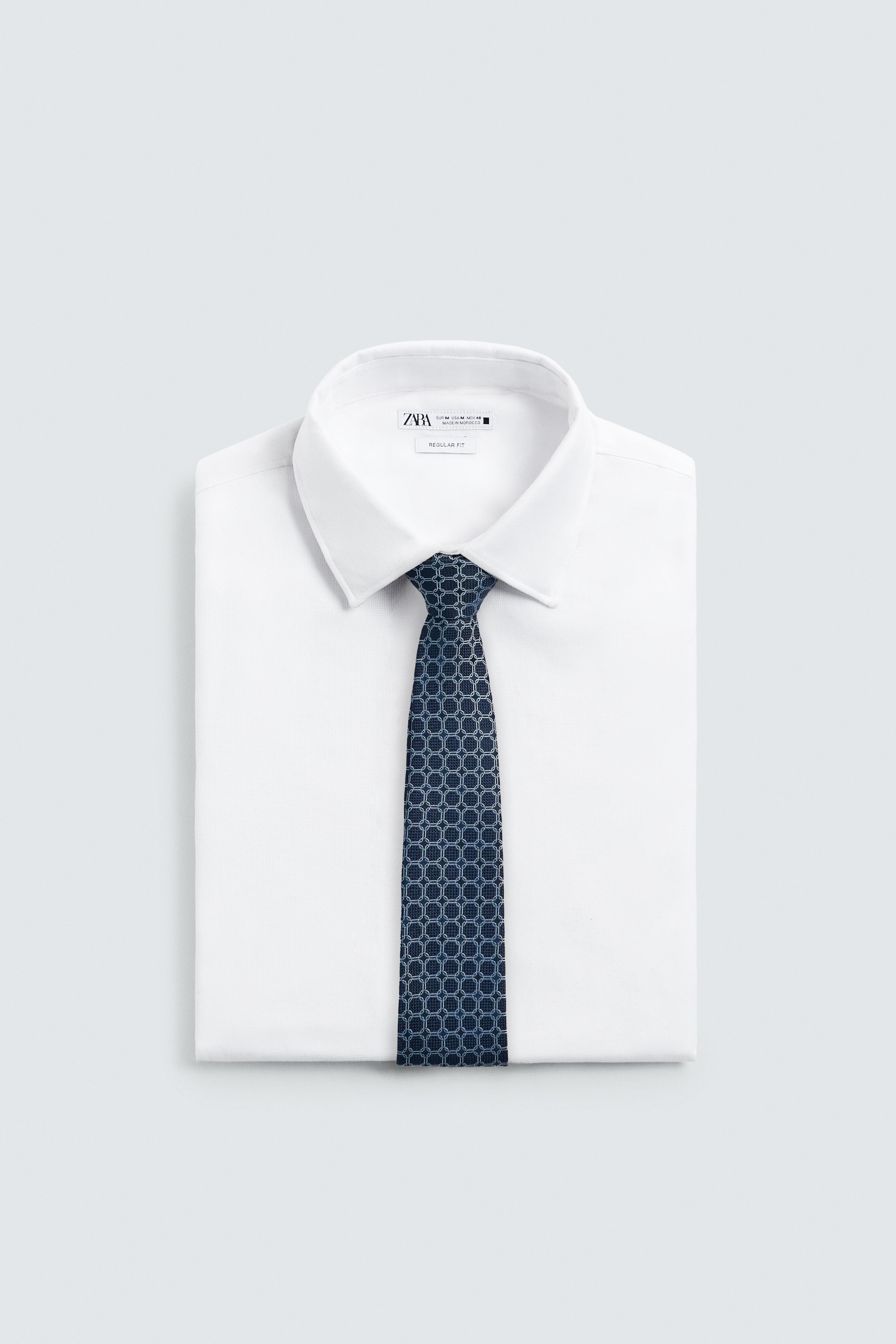 CRAVATE 100% SOIE JACQUARD GÉOMÉTRIQUE