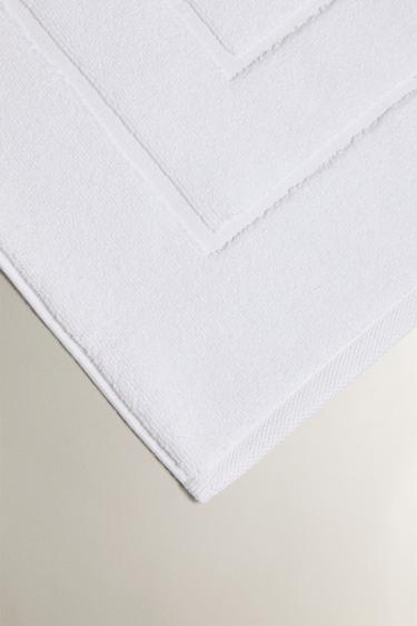 COTTON BATH MAT - White by Zara - Image 1