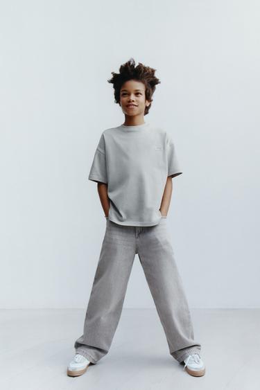 HEAVYWEIGHT T-SHIRT - Grey by Zara