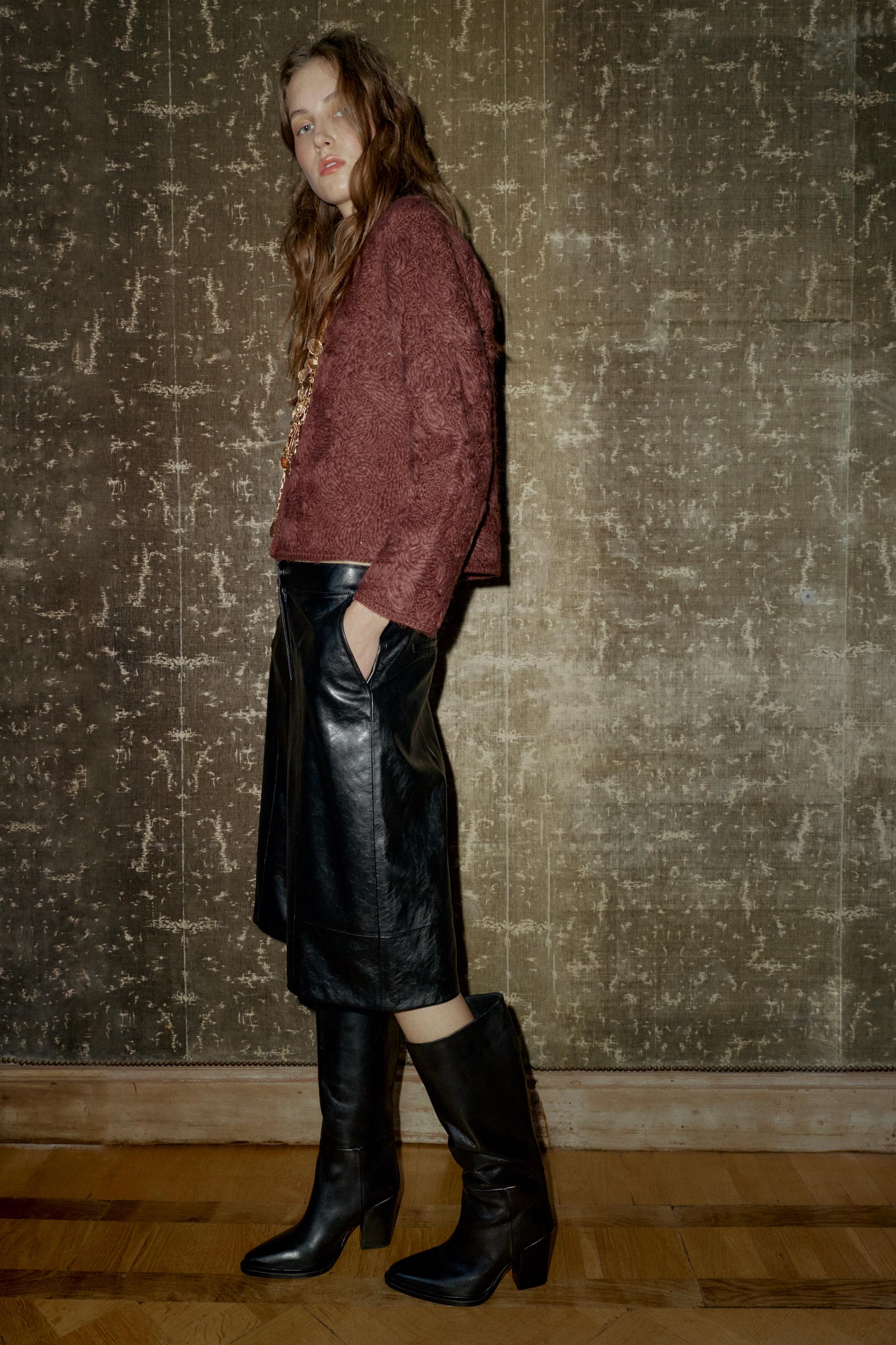 FAUX LEATHER LONG SHORTS