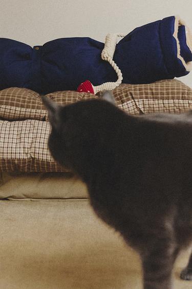 LOOK - WHITE by Zara