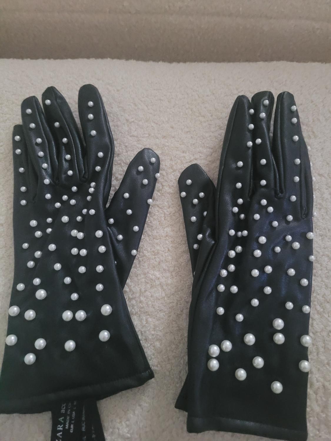 FAUX LEATHER GLOVES WITH PEARL BEADS - Image 4