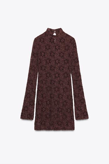 ROBE COURTE EN DENTELLE AU TOUCHER DOUX - Bordeaux de Zara - Image 4