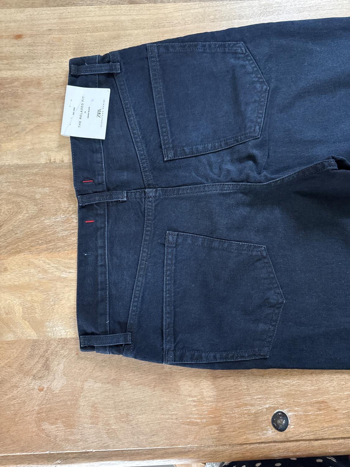 ZW RELAXED FIT MID-RISE JEANS - Image 4