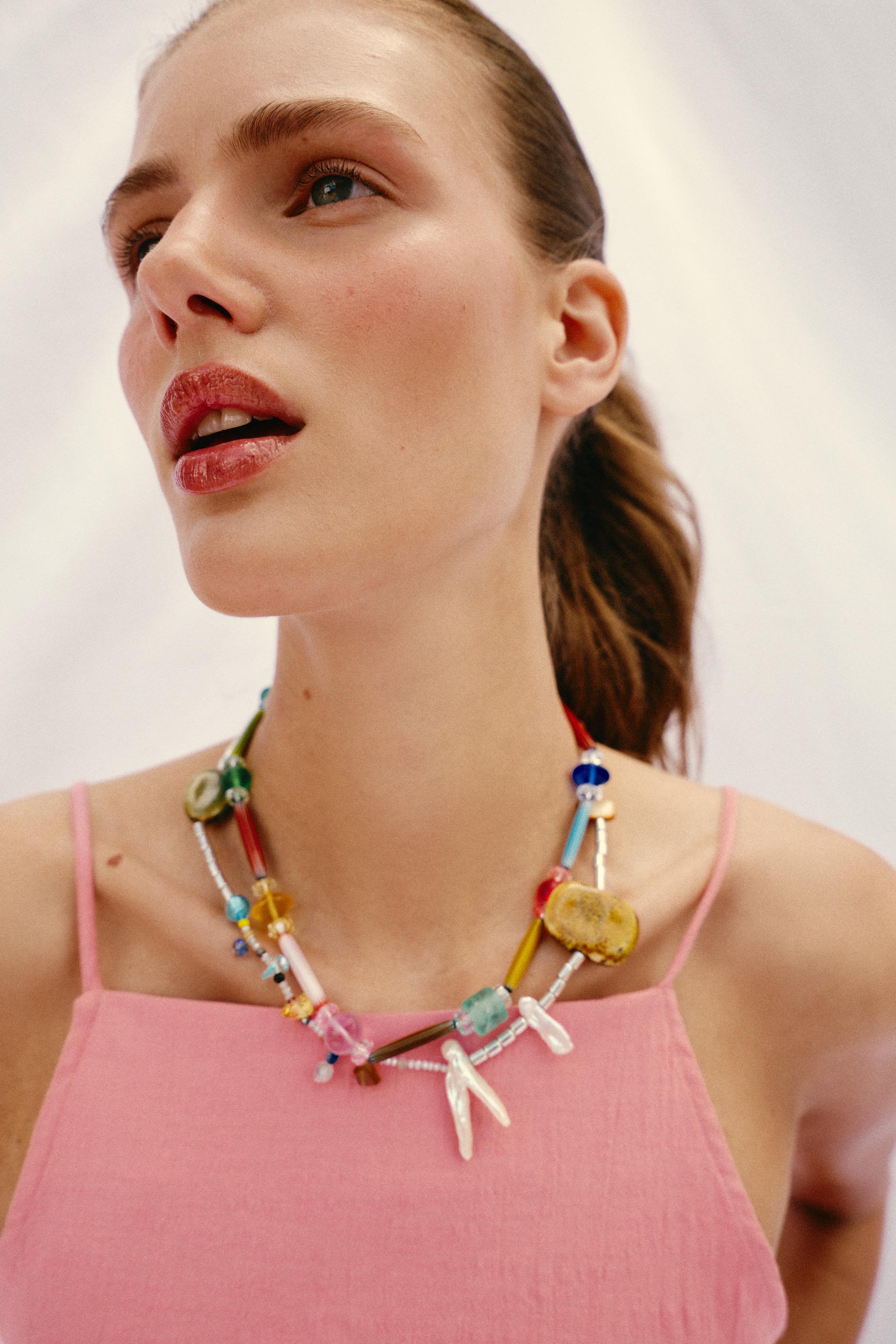 Женские аксессуары Zara BEADED SHELL NECKLACE