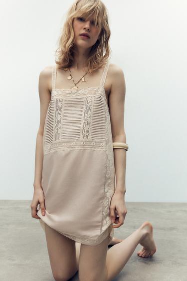 PLEATED LACE STRAP DRESS