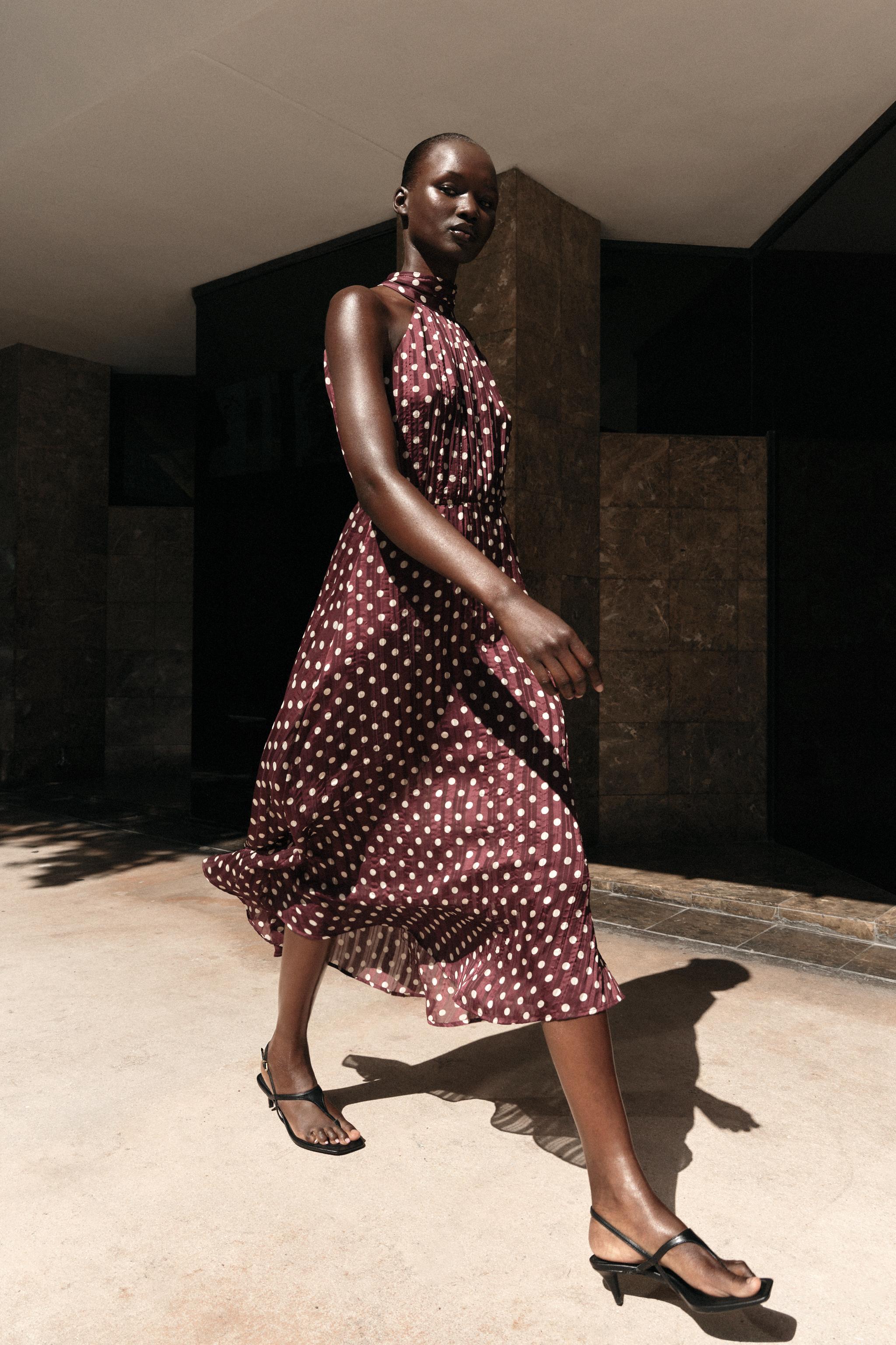 ROBE MI-LONGUE À POIS