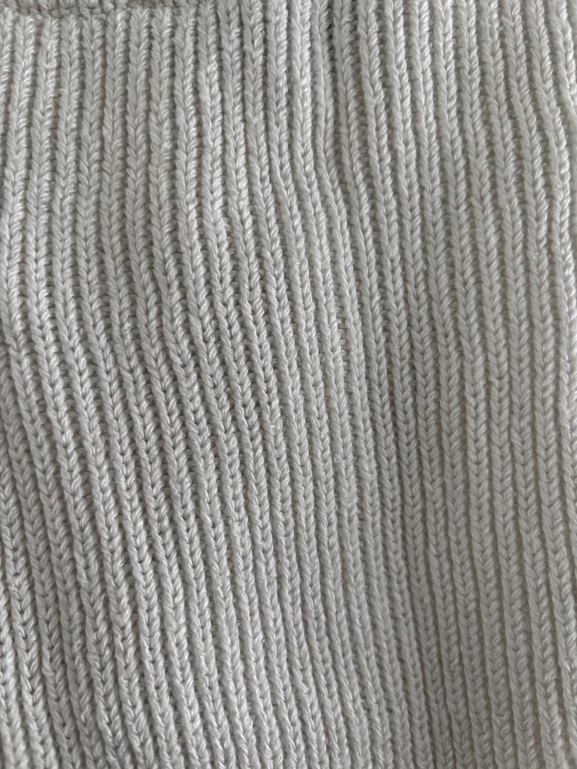 KNITTED VEST - Image 3
