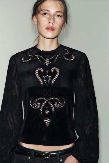 TOP TERCIOPELO BORDADO - Negro de Zara
