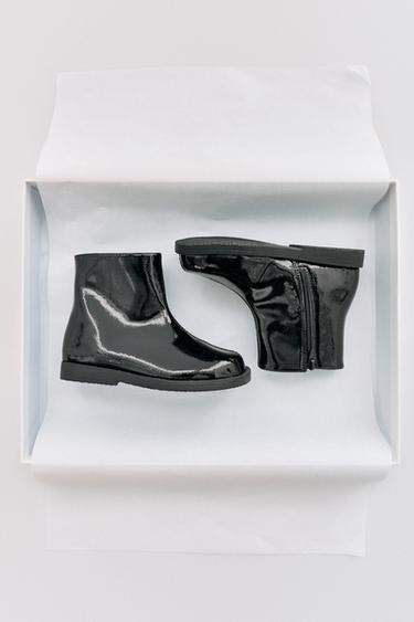 BOTA ACHAROLADA - Negro de Zara