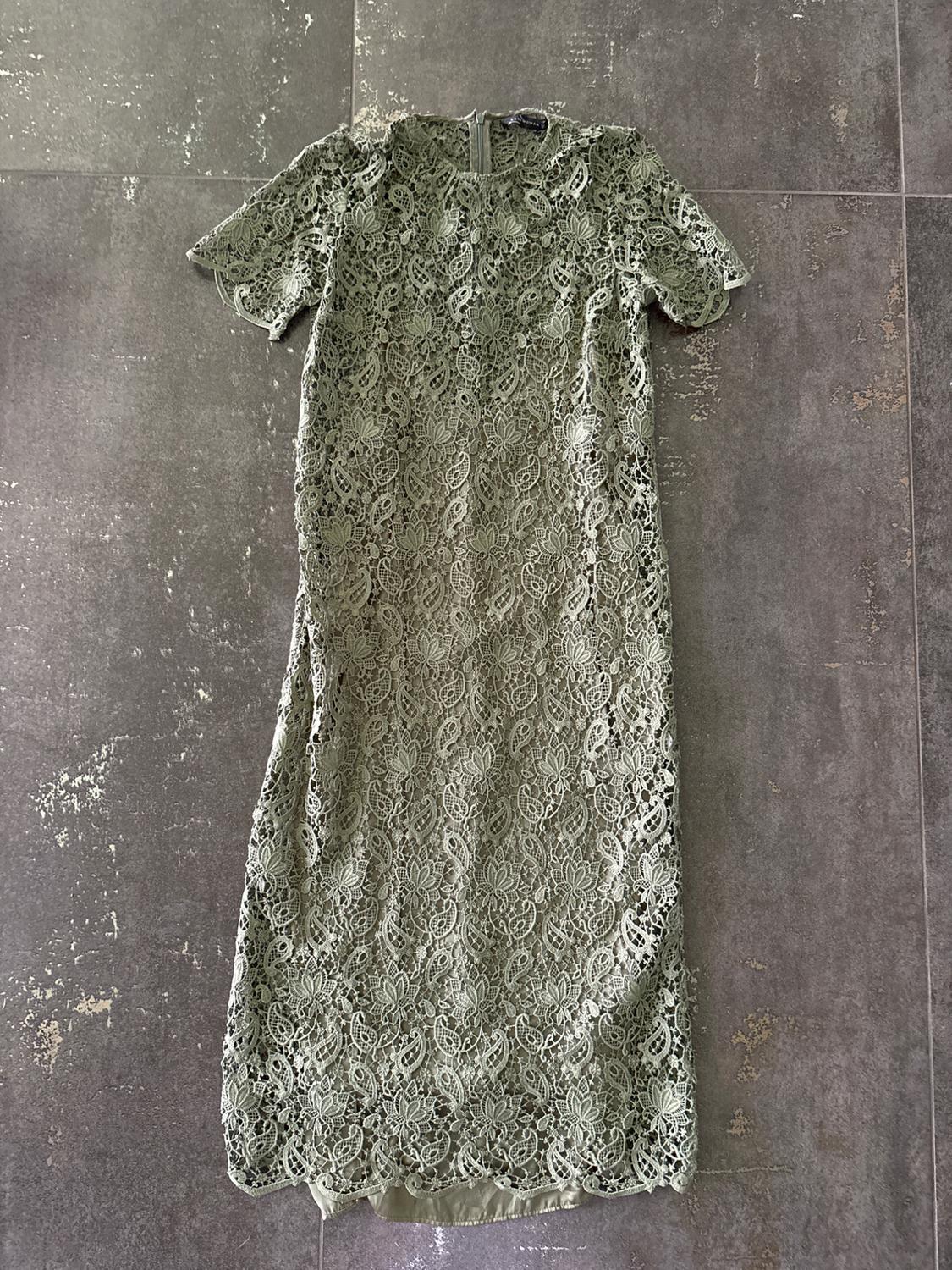 MIDIKLEID MIT SPITZE - Image 3