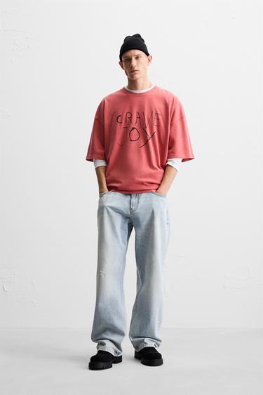 T-SHIRT WITH CONTRAST PATCH - Red by Zara
