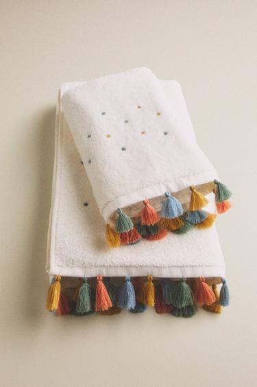 KIDS' TASSEL BATH TOWEL - Oyster-white by Zara
