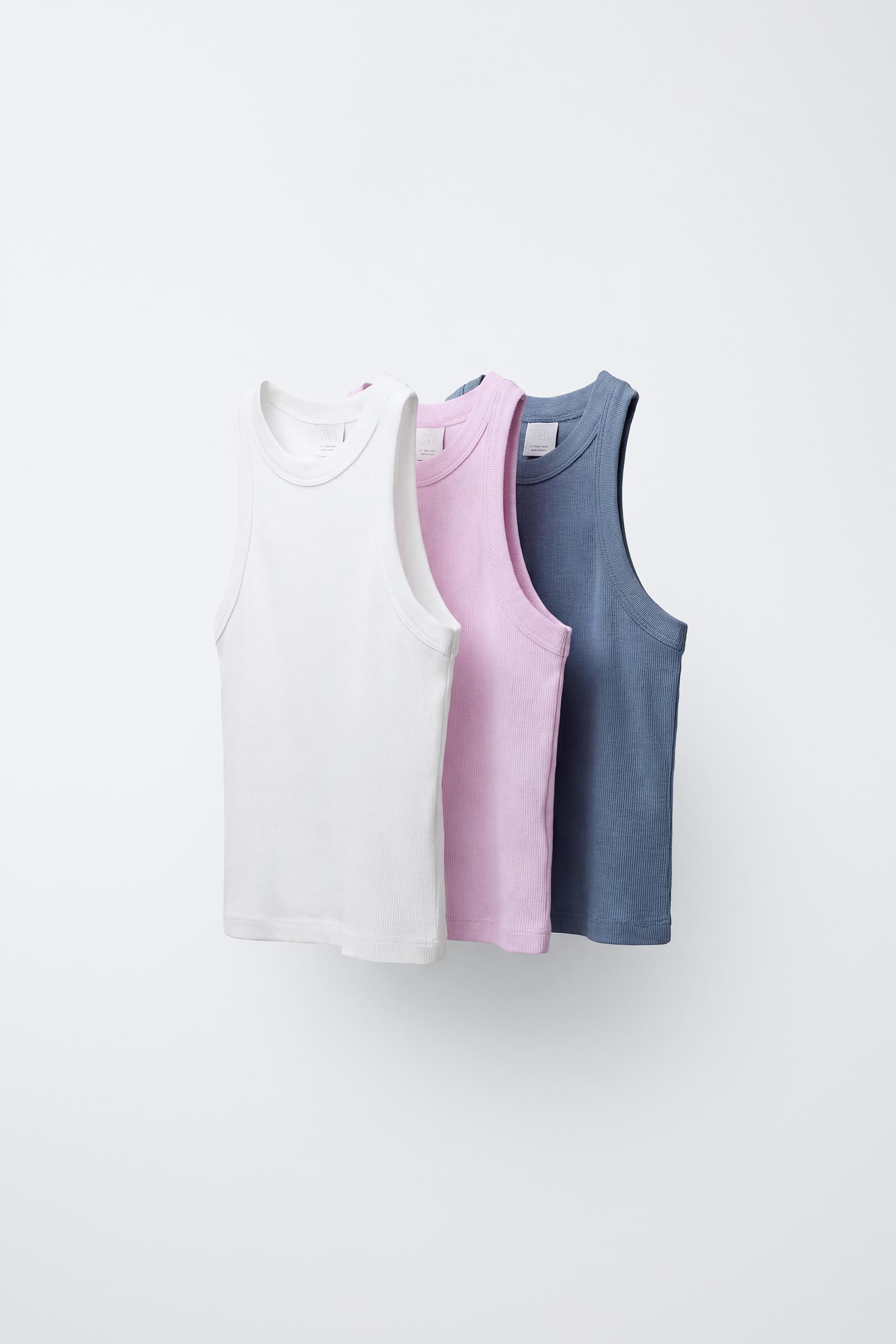 LOT DE TROIS HAUTS UNIS