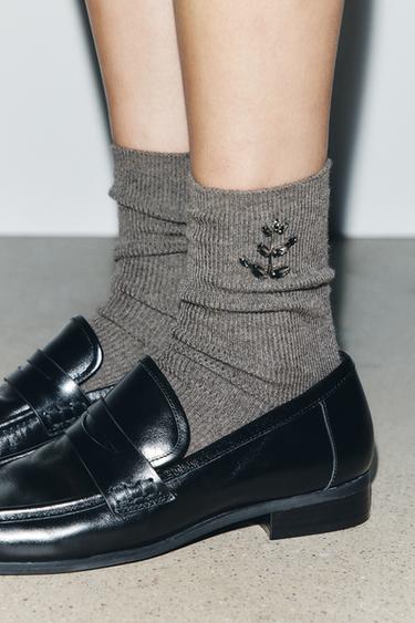 CALCETINES LISOS JOYAS - Gris de Zara - Imagen 0