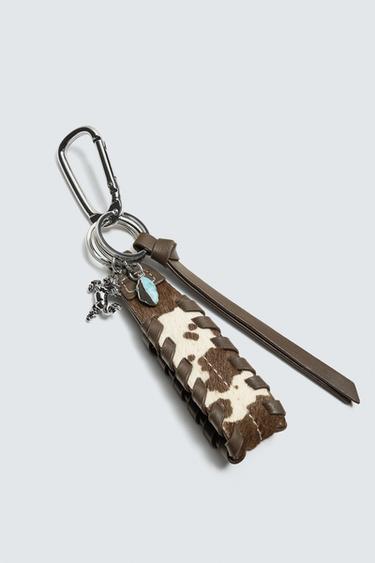 SHEEPSKIN LEATHER KEYRING - Brown by Zara - Image 1