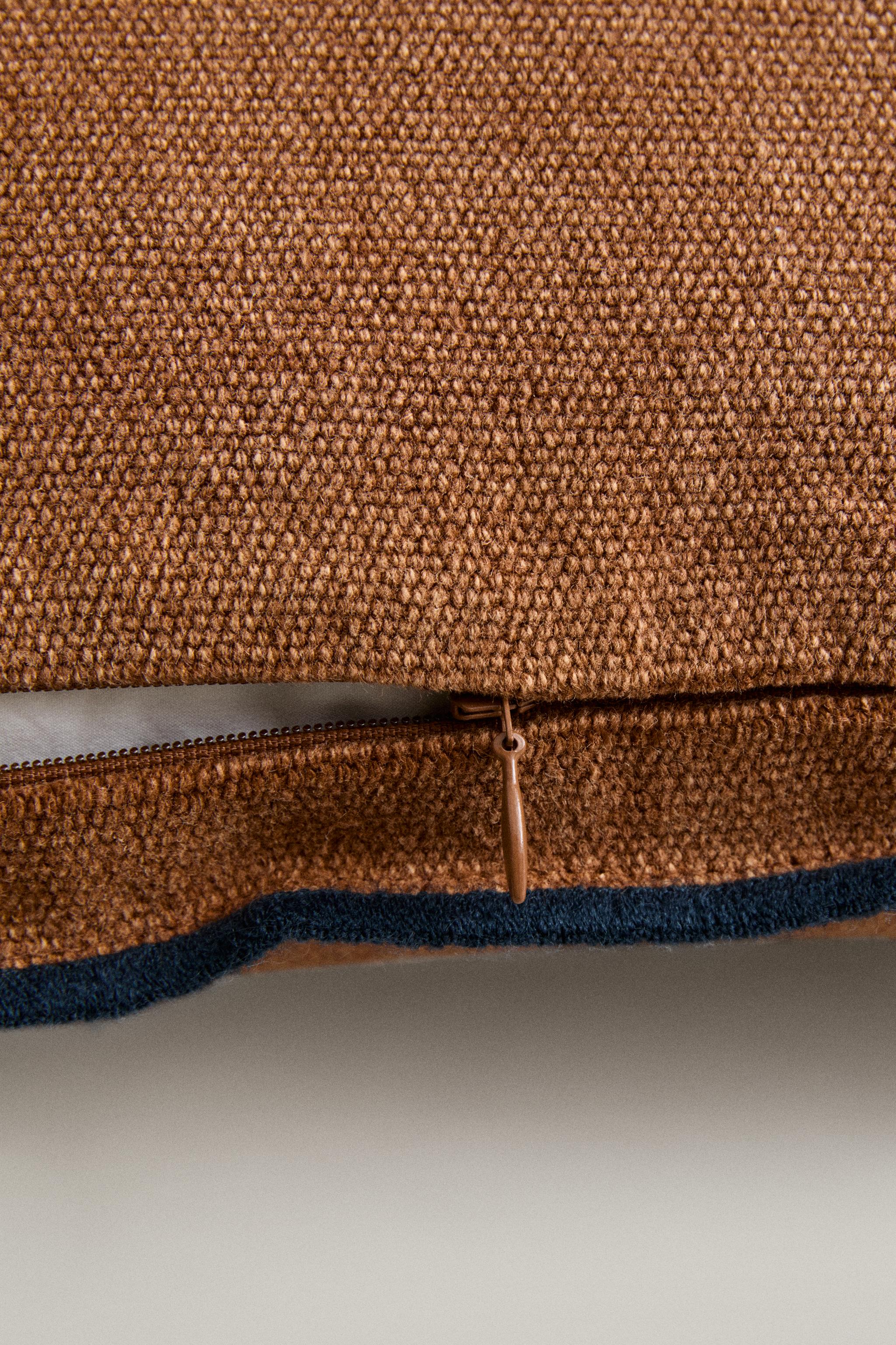 LINEN THROW PILLOW COVER