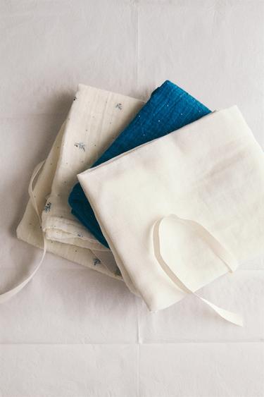 FLORAL BABY MUSLIN CLOTHS (PACK OF 3) - Ecru by Zara