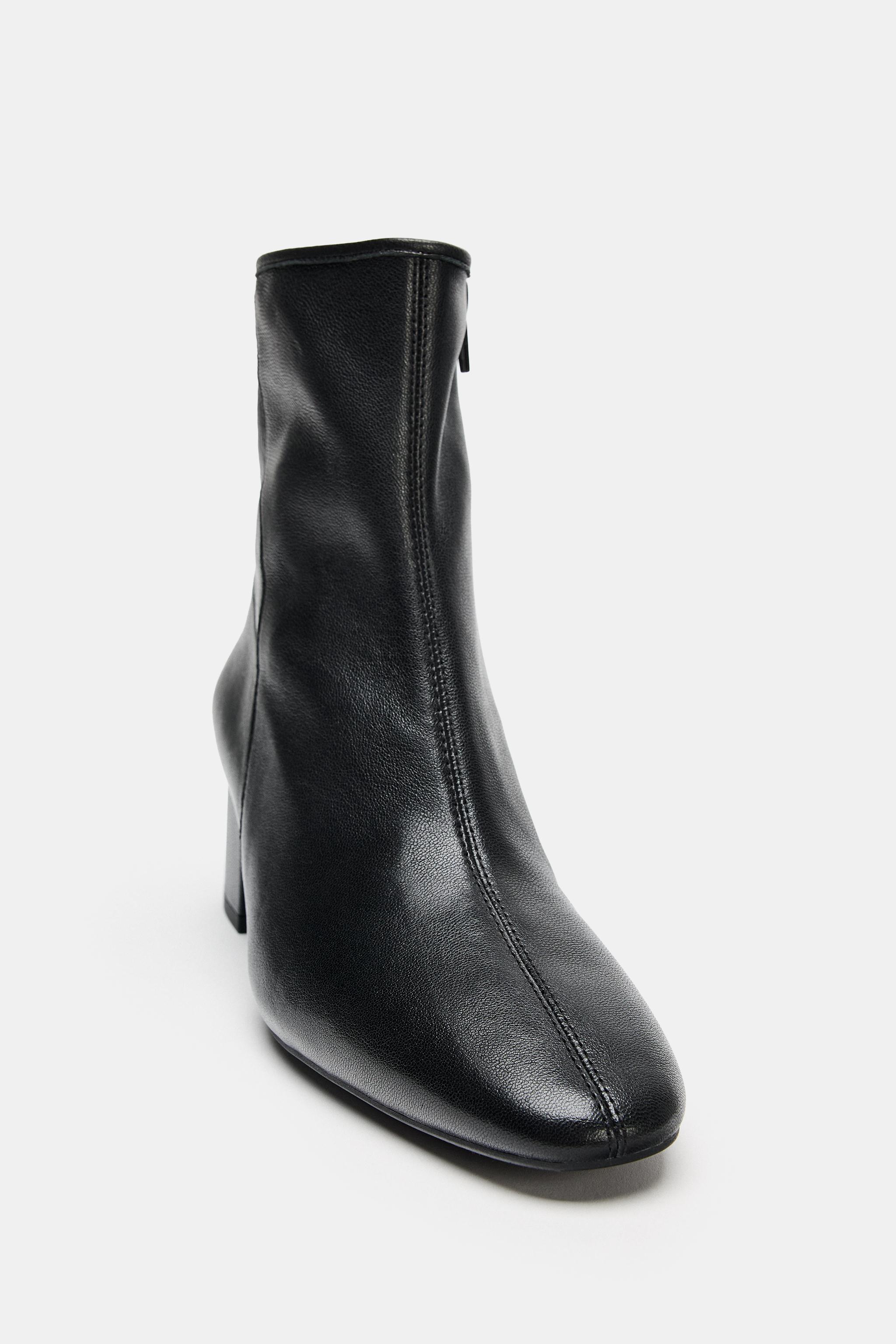 BOTTINES À TALONS EN CUIR SOFT