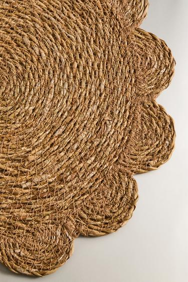 SET DE TABLE FLEUR EN ROTIN - Beige clair de Zara - Image 1