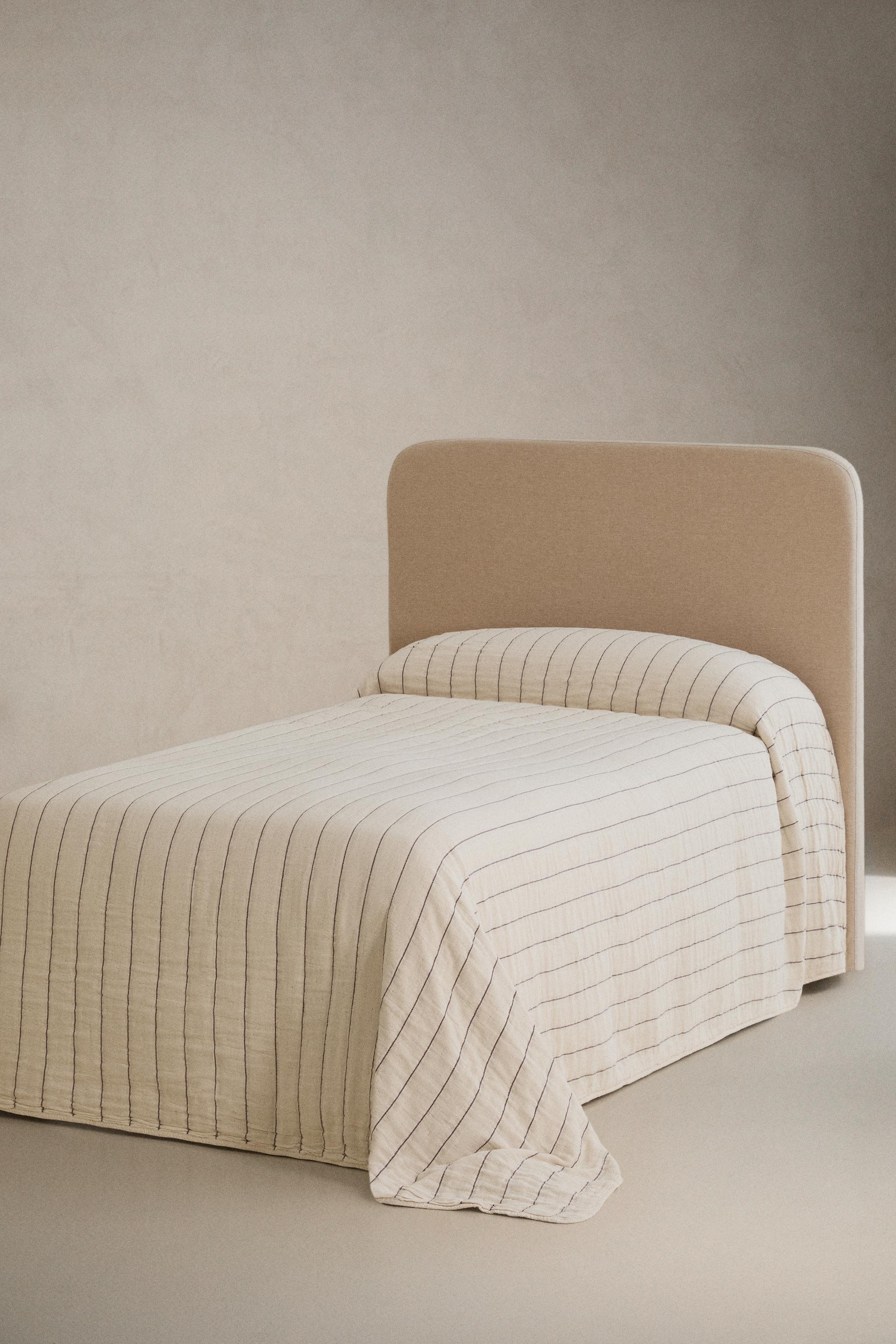 Zara REVERSIBLE KIDS' CHECK AND STRIPE BEDSPREAD — фото 2