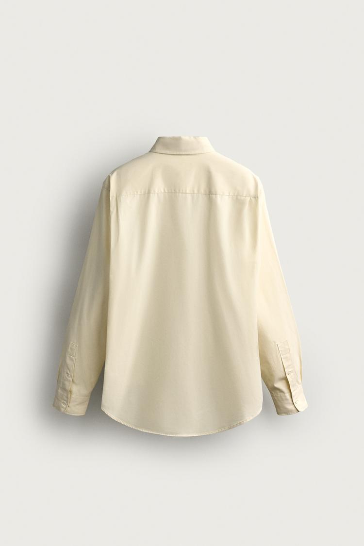 Camisa de corte relajado con detalle de costura 8