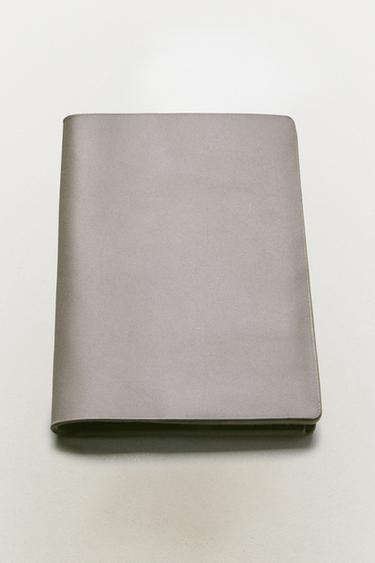 LEATHER TRAVEL DOCUMENT HOLDER - Grey by Zara - Image 5