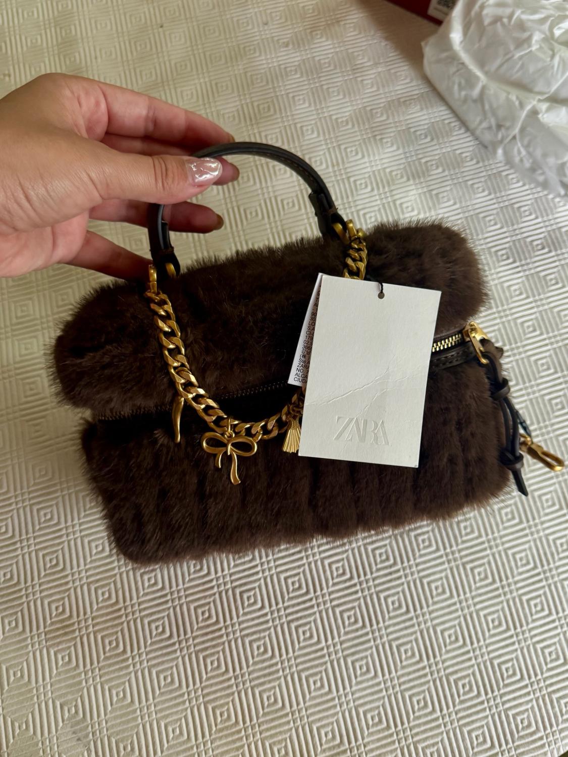 RIGID FAUX FUR BAG - Image 6