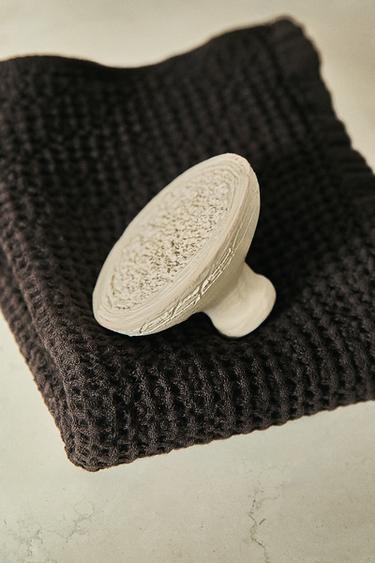 CERAMIC BODY EXFOLIATOR - Ecru / Beige by Zara - Image 5
