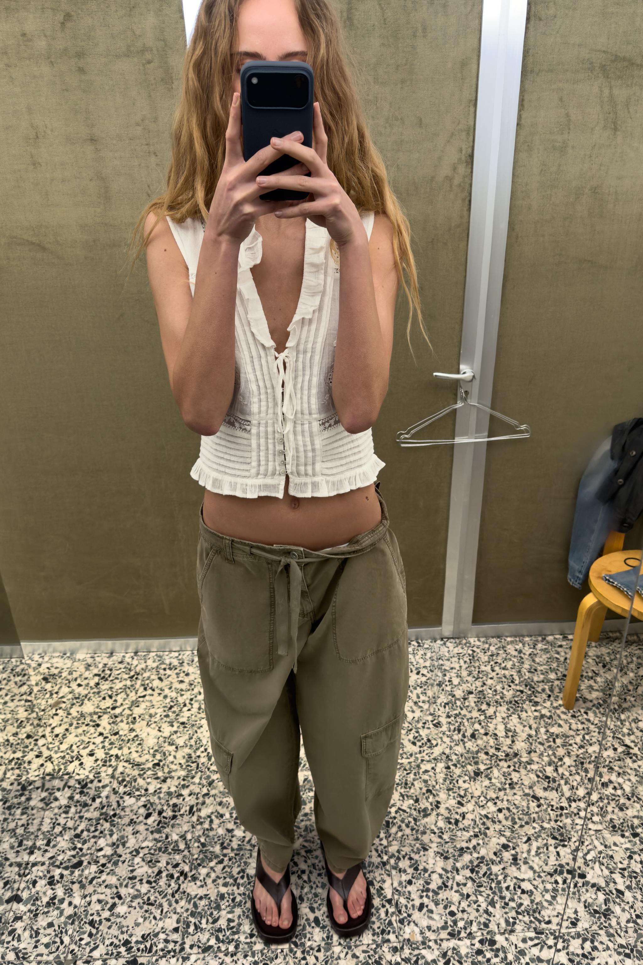 夏を感じさせるレディースサマートップス | ZARA 日本