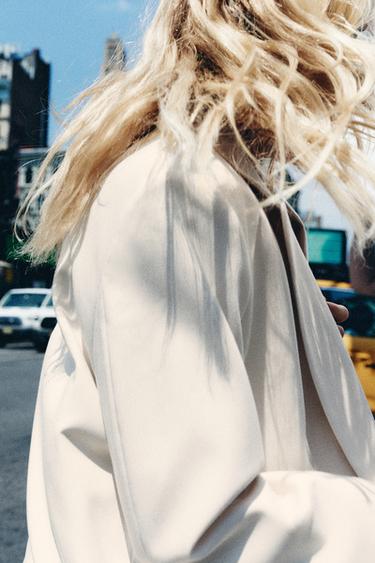 BLAZER CRUZADA OVERSIZE - Blanco roto de Zara