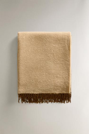 STRIPED THROW - Beige by Zara - Image 4