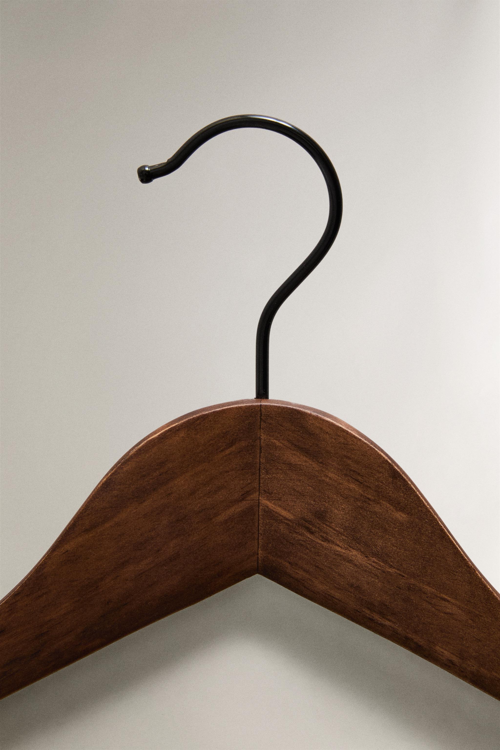 WOOD-FINISH COAT HANGER — Dark brown