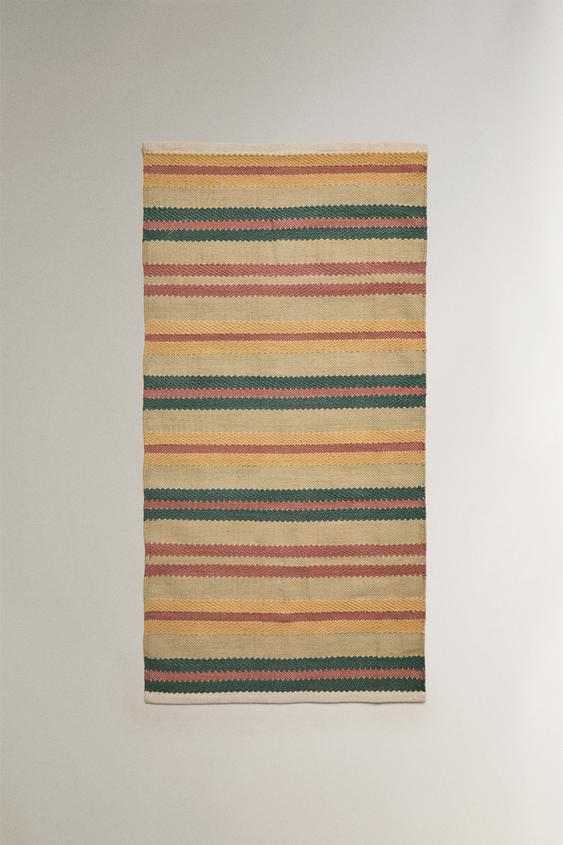 TAPETE LISTRADO - Verde-água da Zara - Imagem 0
