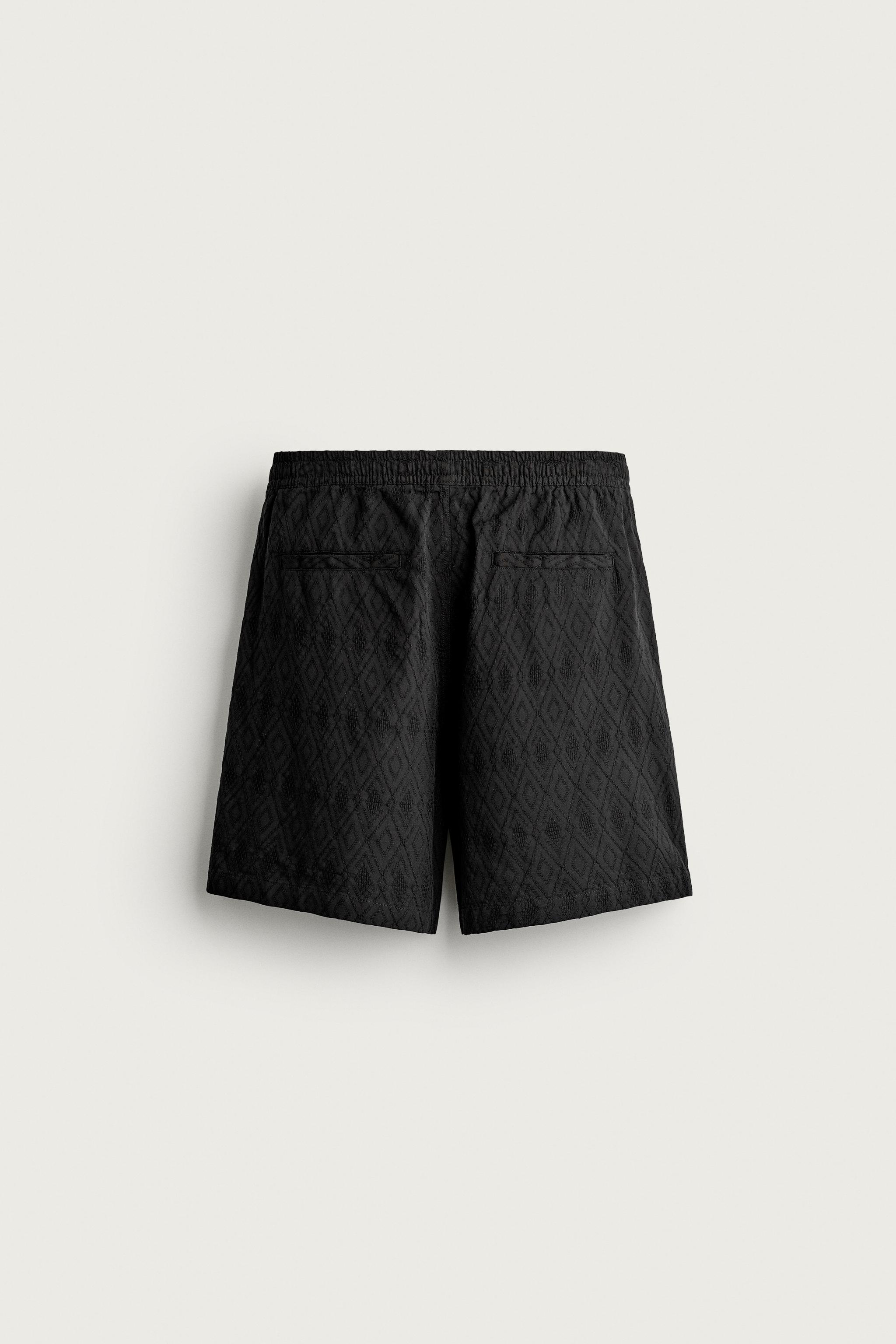 BERMUDA REGULAR FIT JACQUARD GÉOMÉTRIQUE