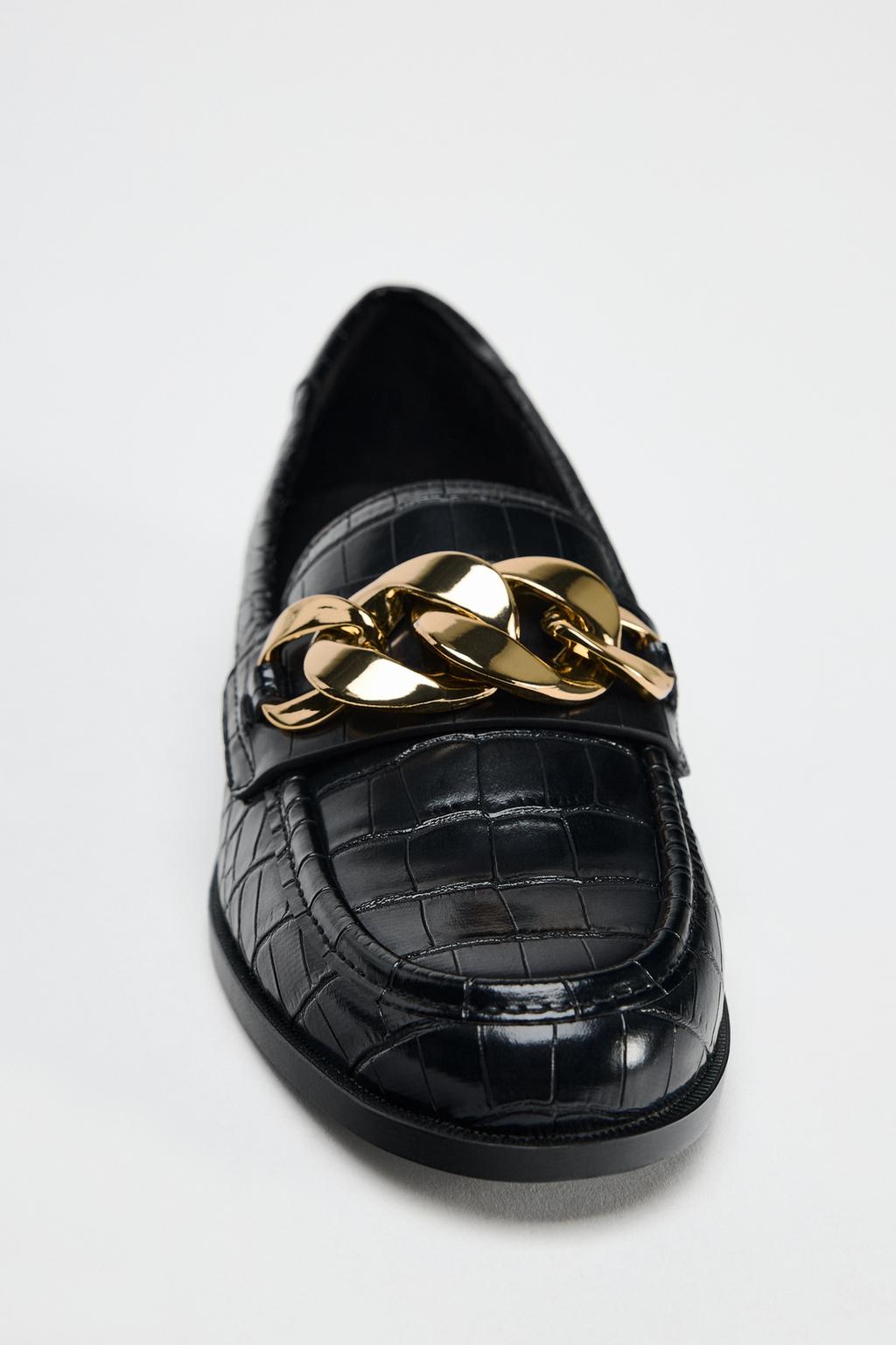Thumbnail image for TEXTURED LOAFERS WITH CHAIN