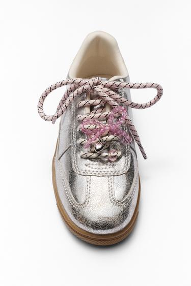 METALLIC CHARM TRAINERS - Silver by Zara