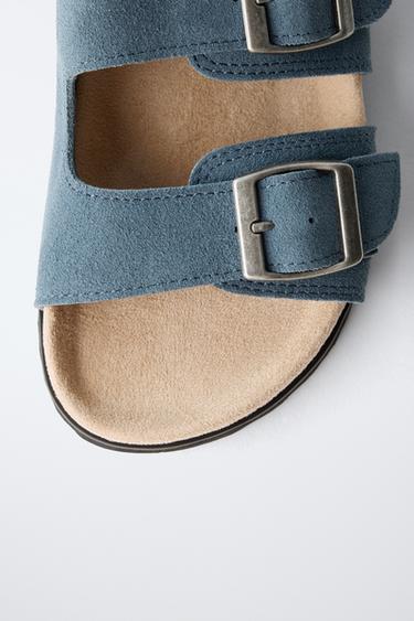 LEDERSANDALE MIT SCHNALLE - Blau von Zara