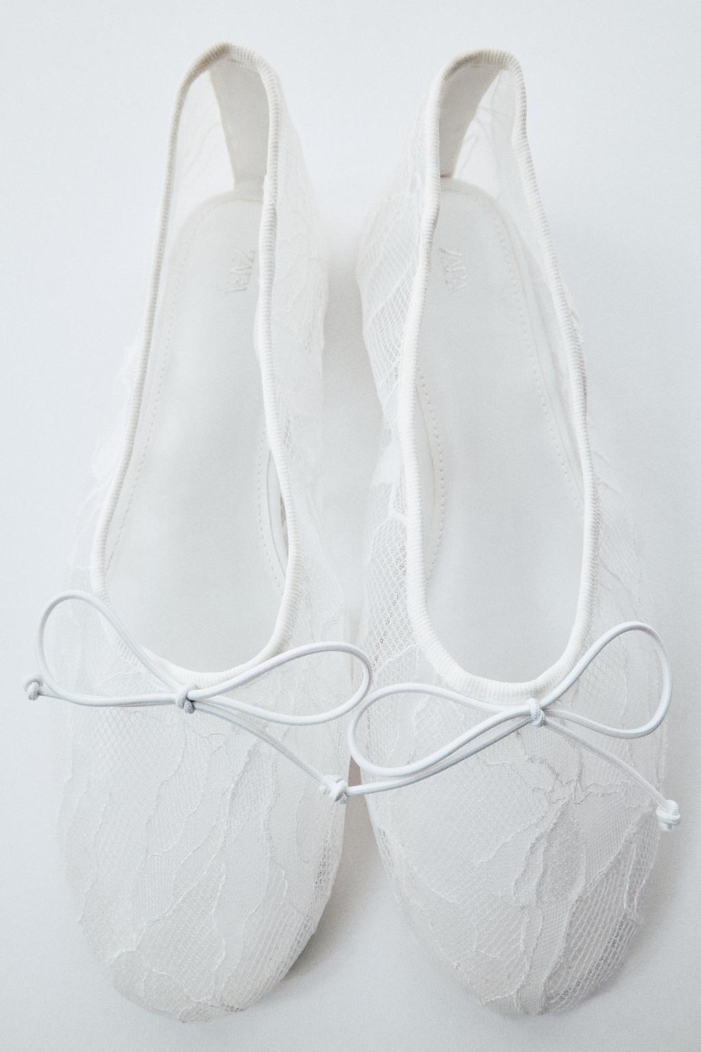 LACE BALLERINA SHOES