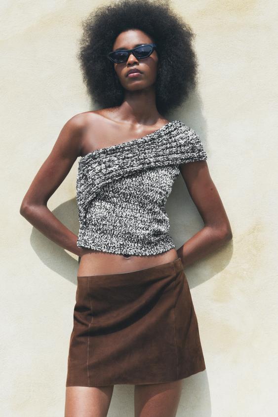TOP EN MAILLE ASYMÉTRIQUE - Noir / Blanc de Zara - Image 0