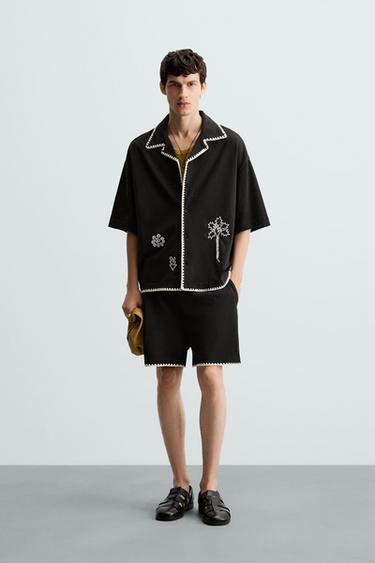 CAMISA BORDADOS CONTRASTE - Negro de Zara - Imagen 0