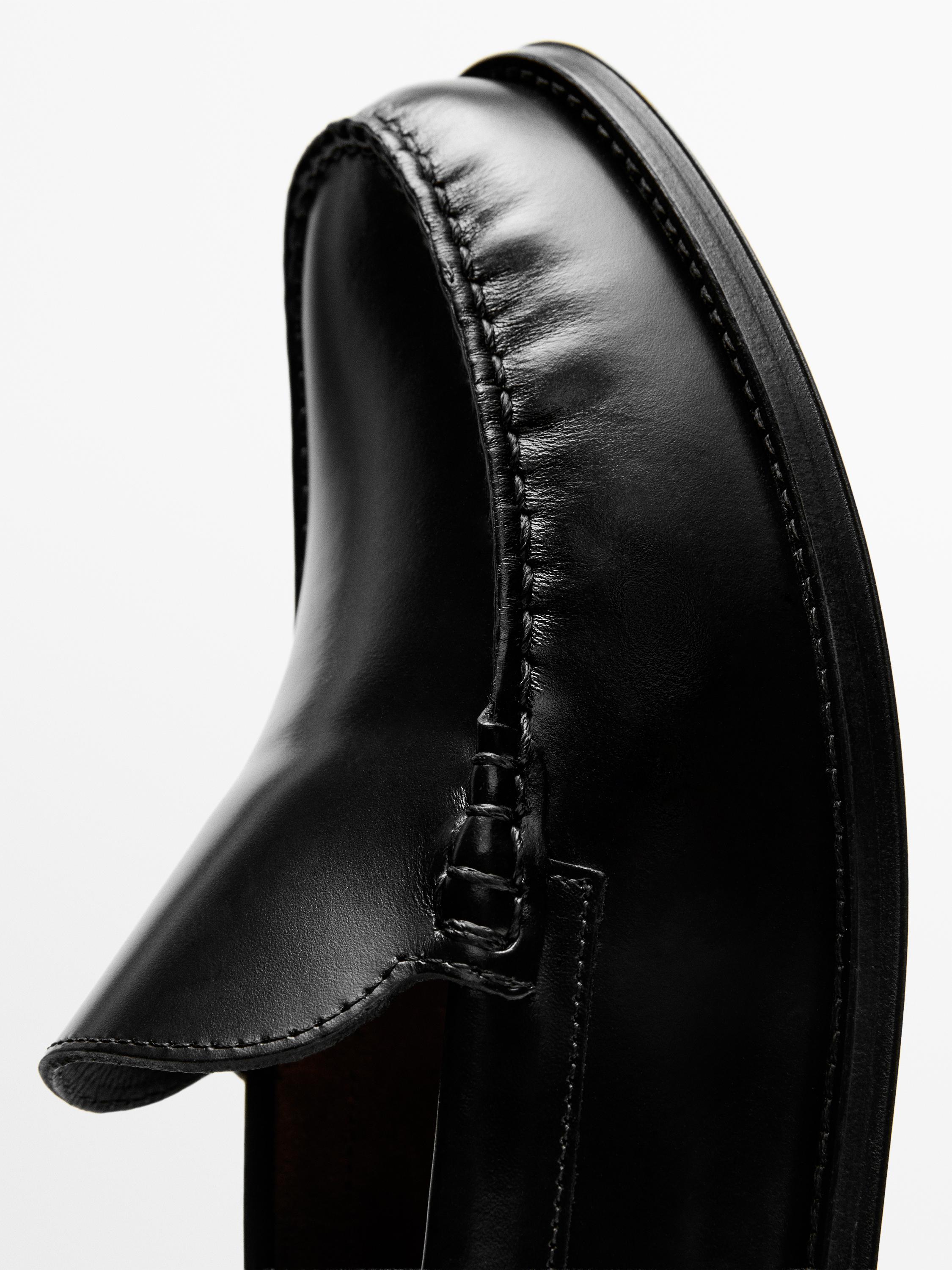 Leather loafers with glossy finish