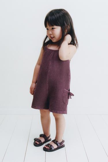 ĪSS KOMBINEZONS AR VAFEĻU RAKSTU UN BANTIEM - Baklažānu no Zara